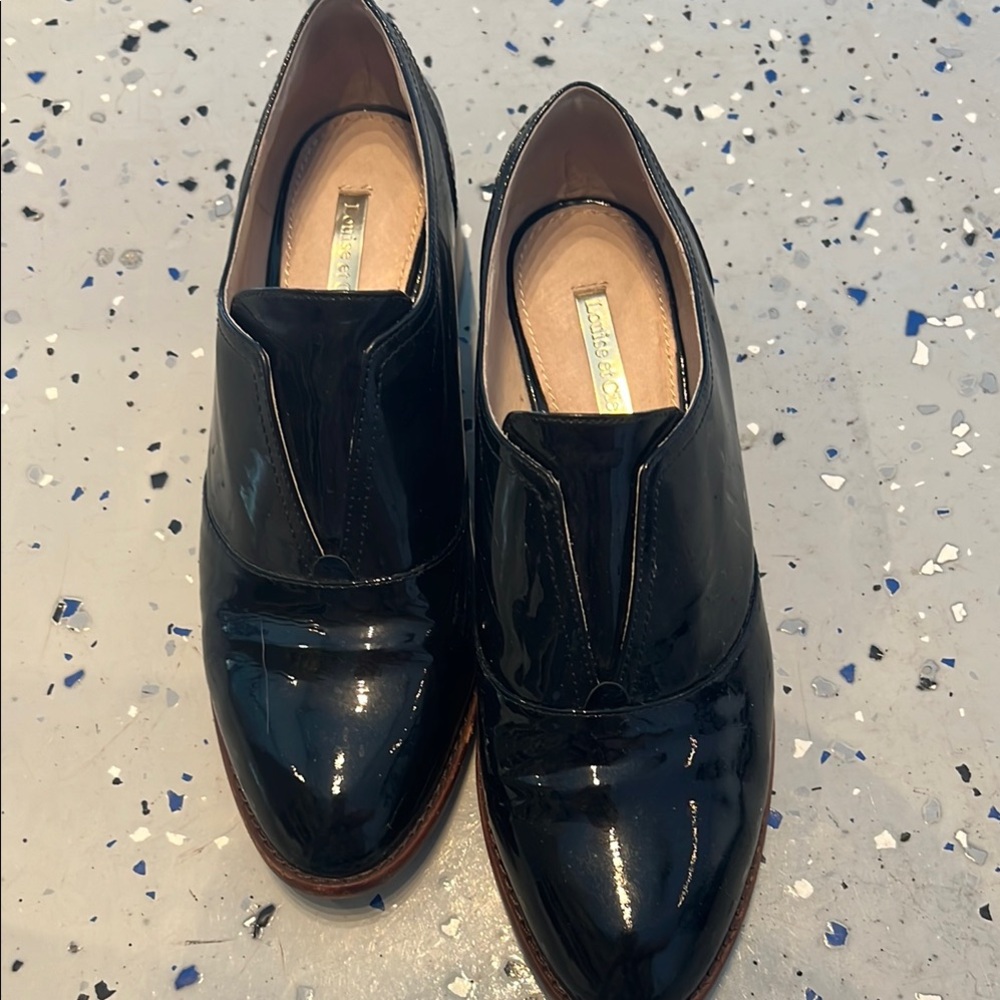 Louise et Cie Black Mules Sleek Leather Design